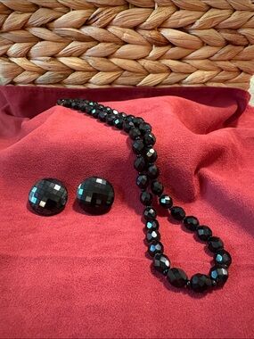 Very Vintage Black Faceted Bead Necklace and Clip-On Earrings Set